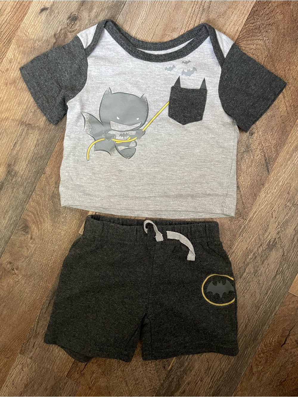 Batman Boys Grey & Charcoal Short Sleeve Pajama Set with Yellow Accent